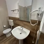 Center チェファル