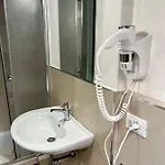Center アパート